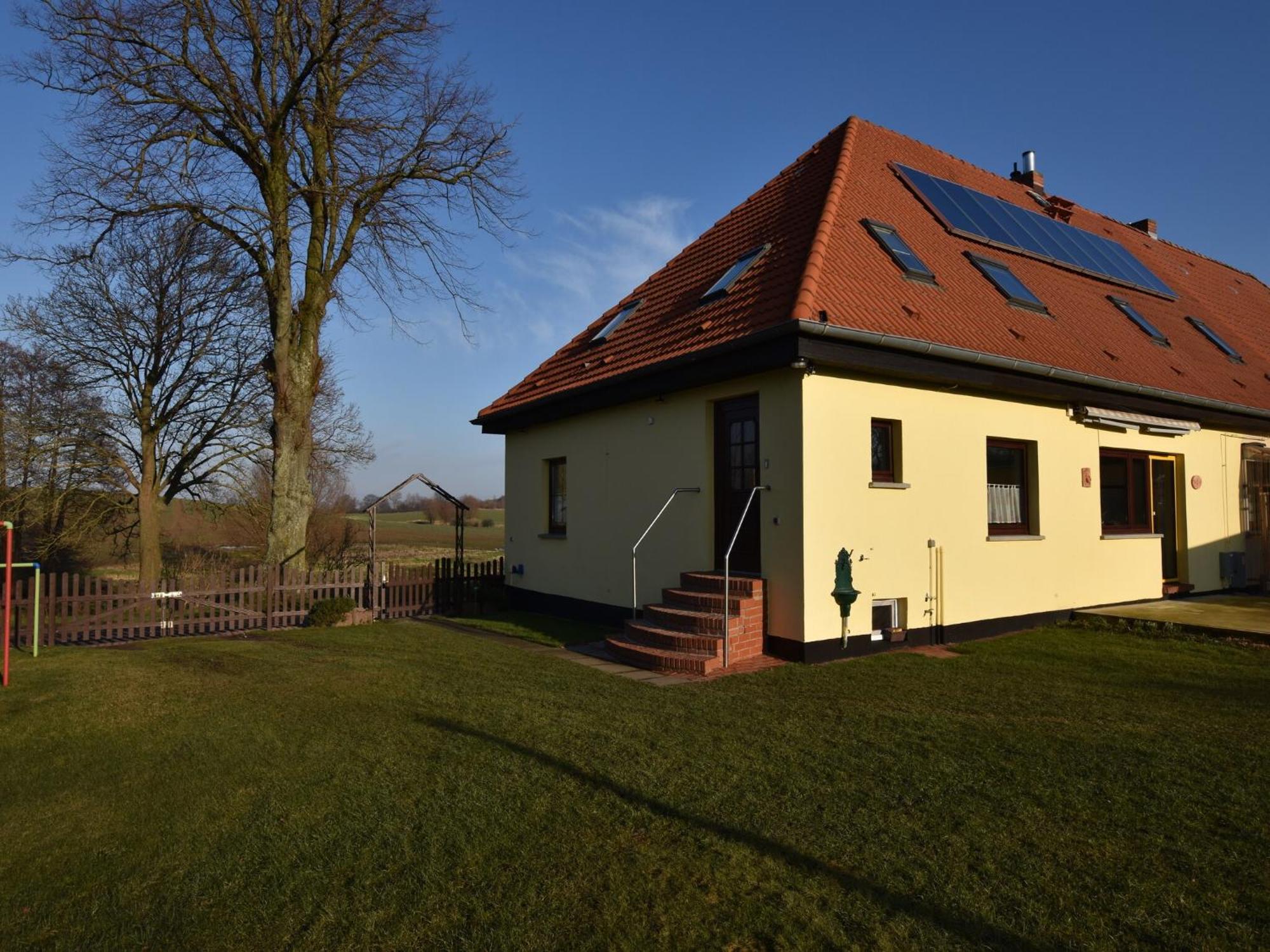 Snug Apartment In Kr Pelin Germany Klein Nienhagen Exteriör bild